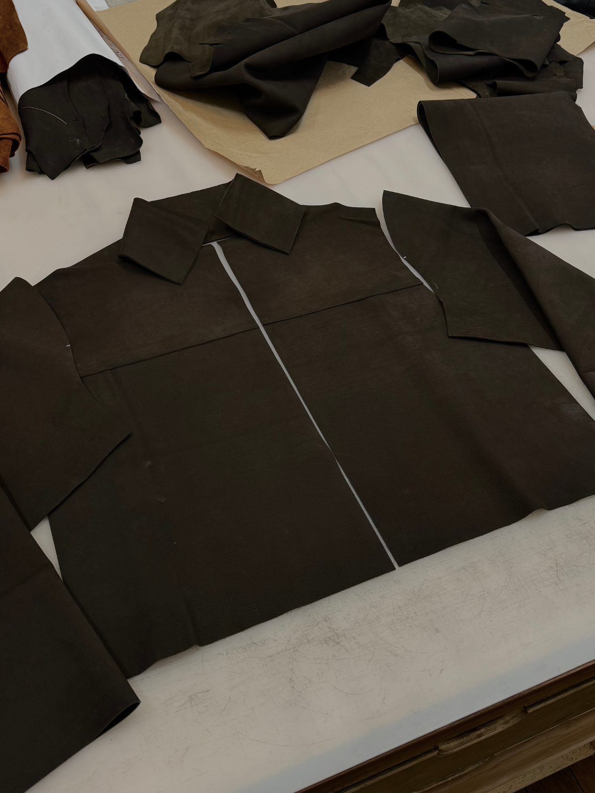 PIECES by The Lair Uma Jacket Muddy Pebble 1/8