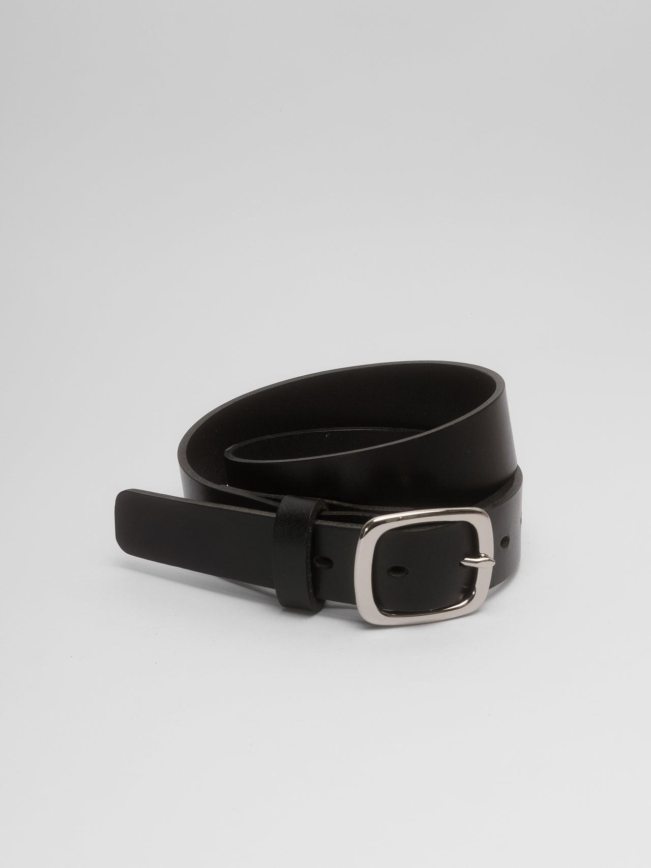 PIECES by The Lair Luen Burnished Oval Belt Black Silver