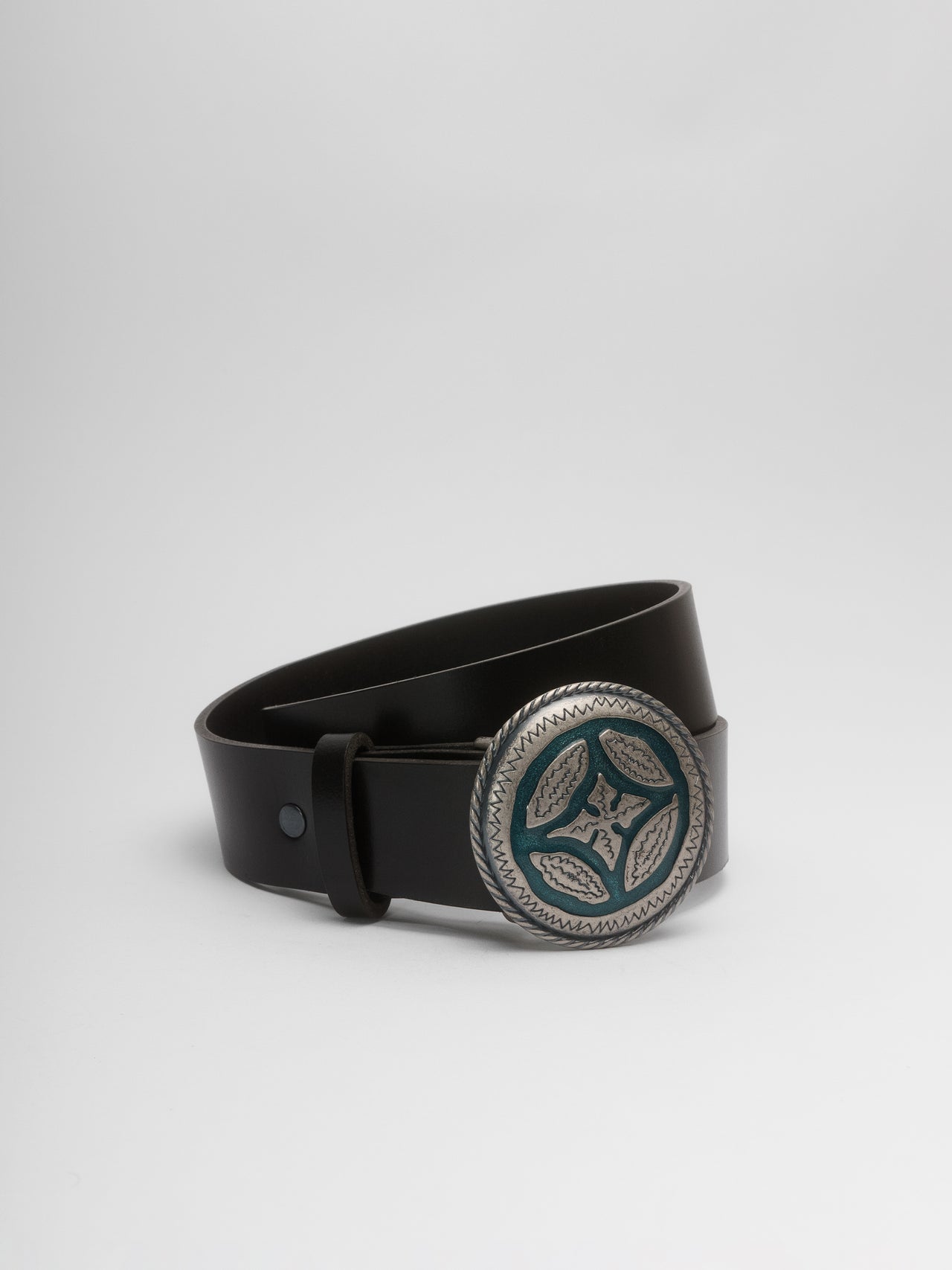 PIECES by The Lair PIECES by The Lair Vintage Italian Buckle Burnished Belt 1 Black XS-S