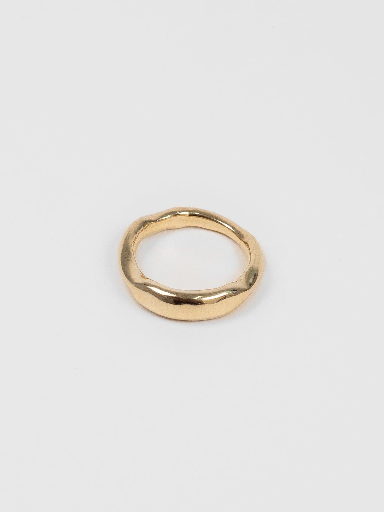 The Lair Jewellery Rippuru Ring 9ct Yellowgold