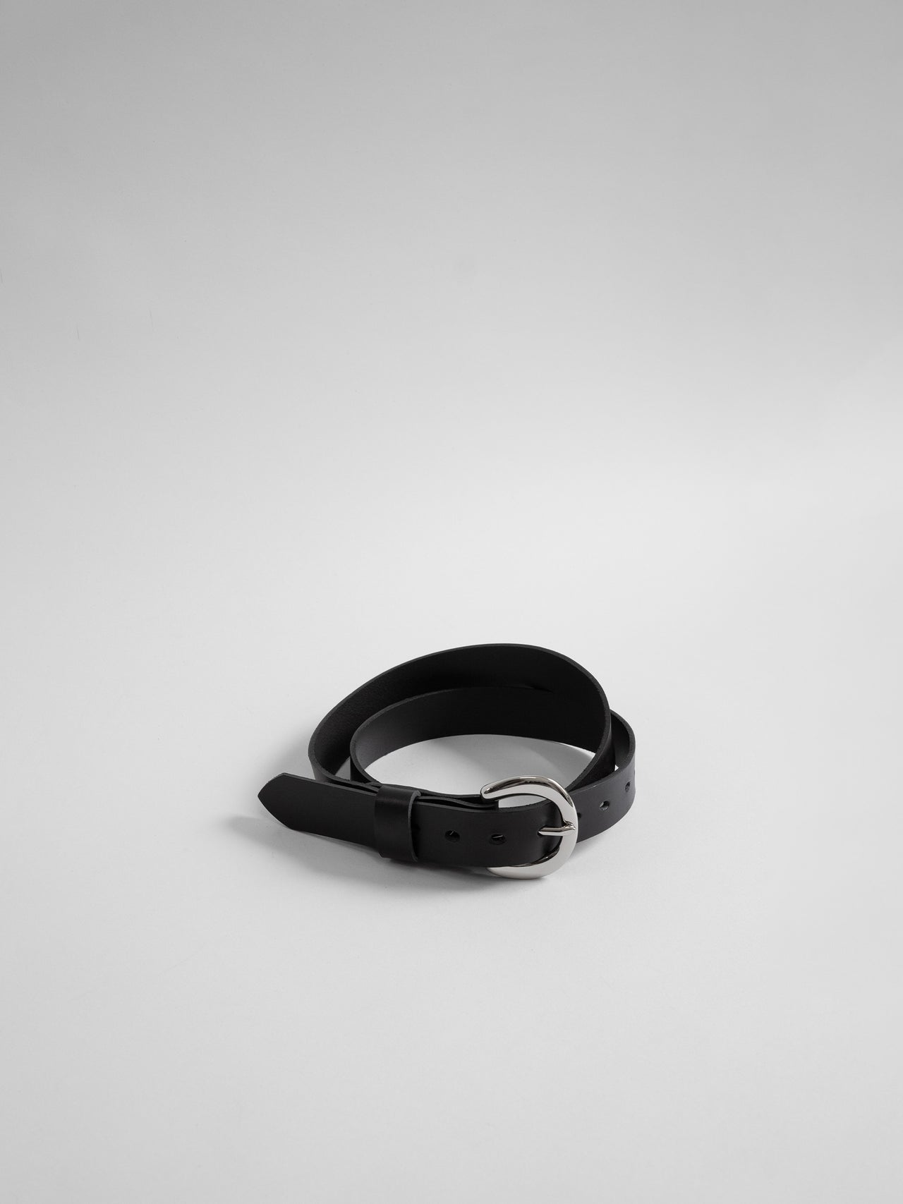The lair Camille Slim Belt Silver