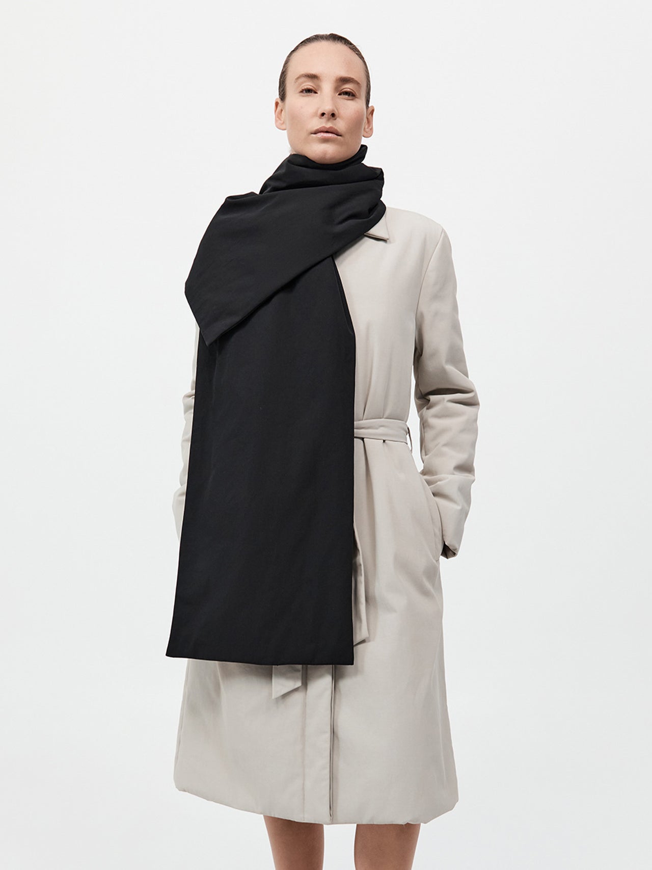 St. Agni Padded Scarf Black