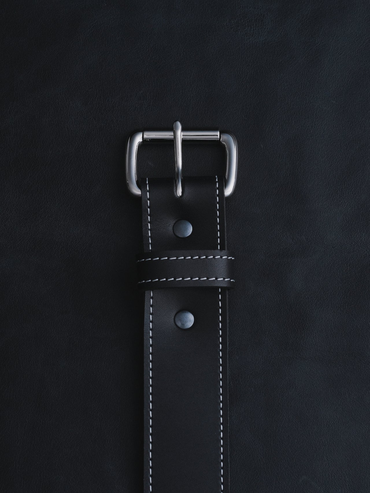 The Lair Jeet White Stitch Belt Silver