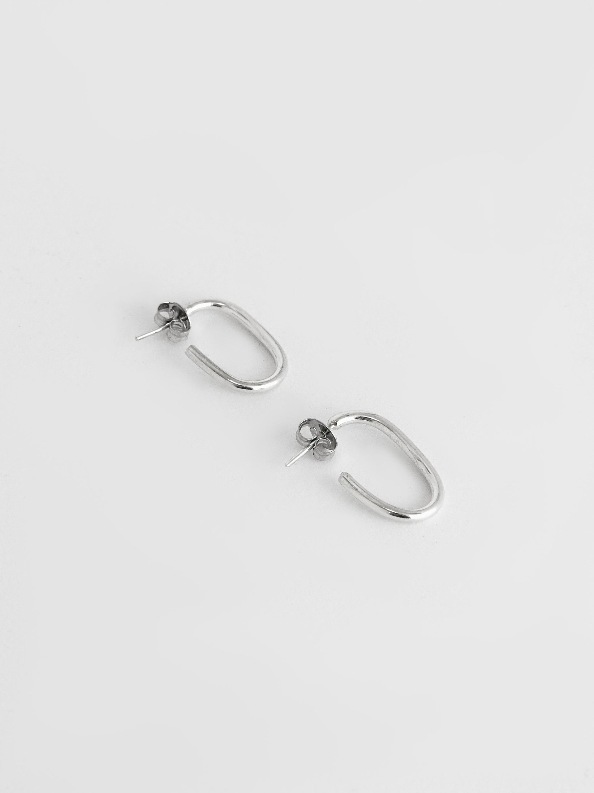 The-Lair-Jewellery-Noguchi-Earring-Medium-Silver