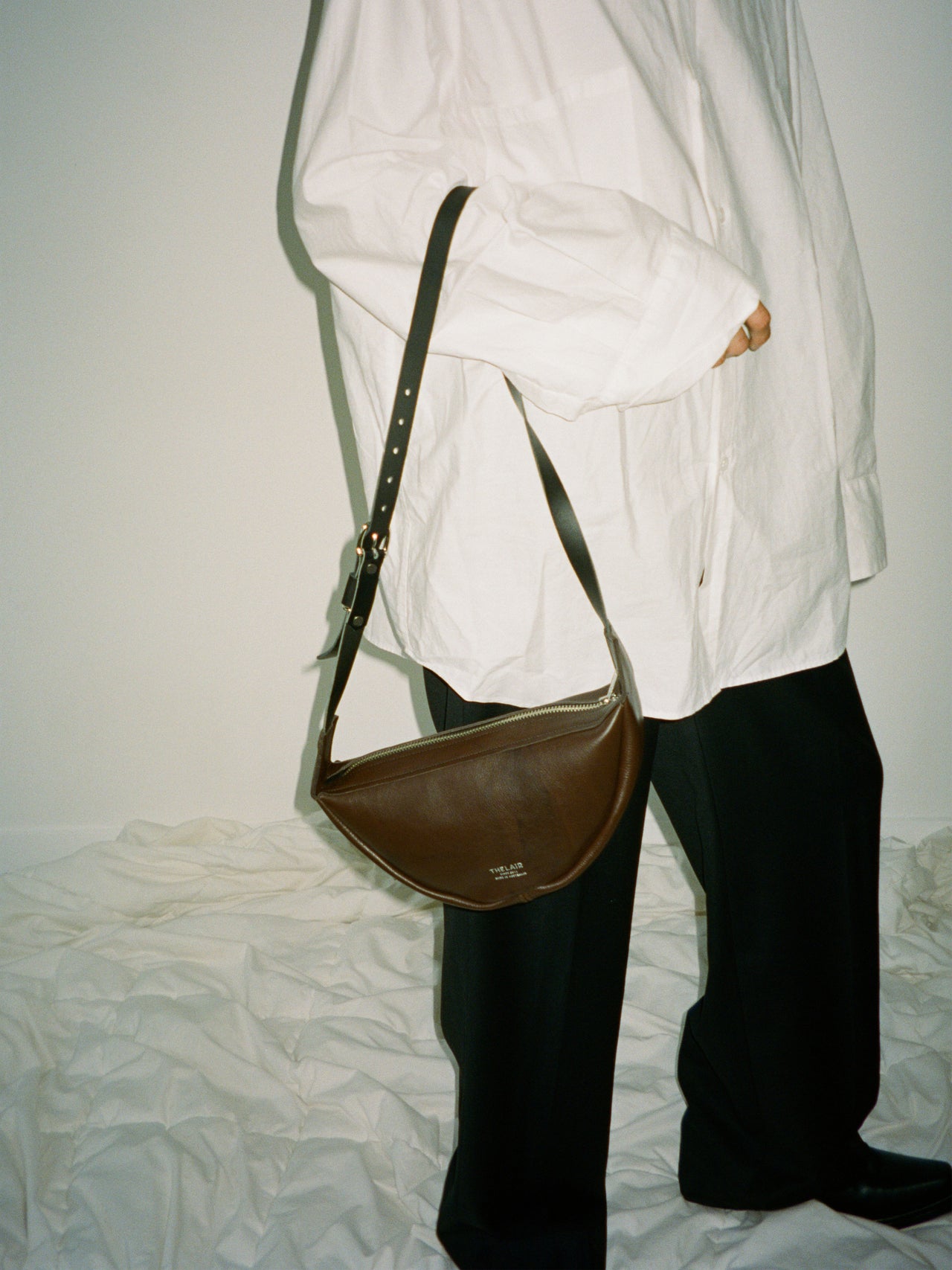 The Lair Slouch Zipper Bag Large Mahogany Silver