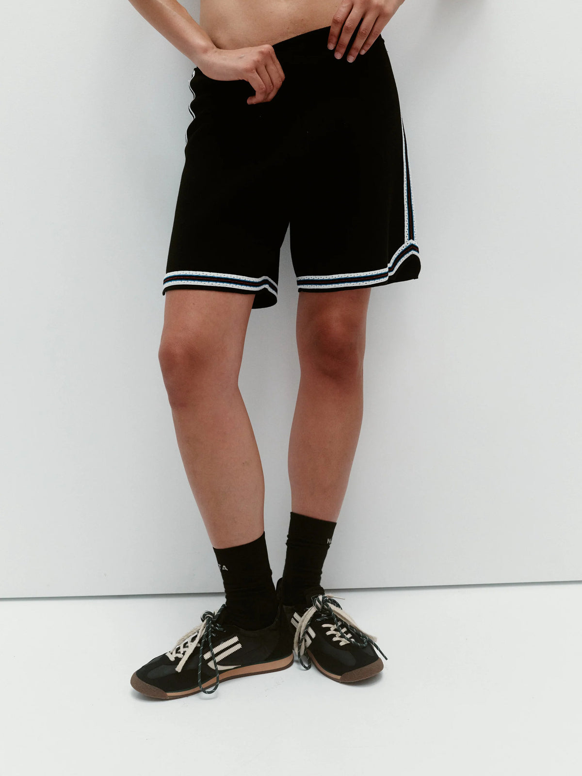 NAGNATA Organic Rebound Short Black
