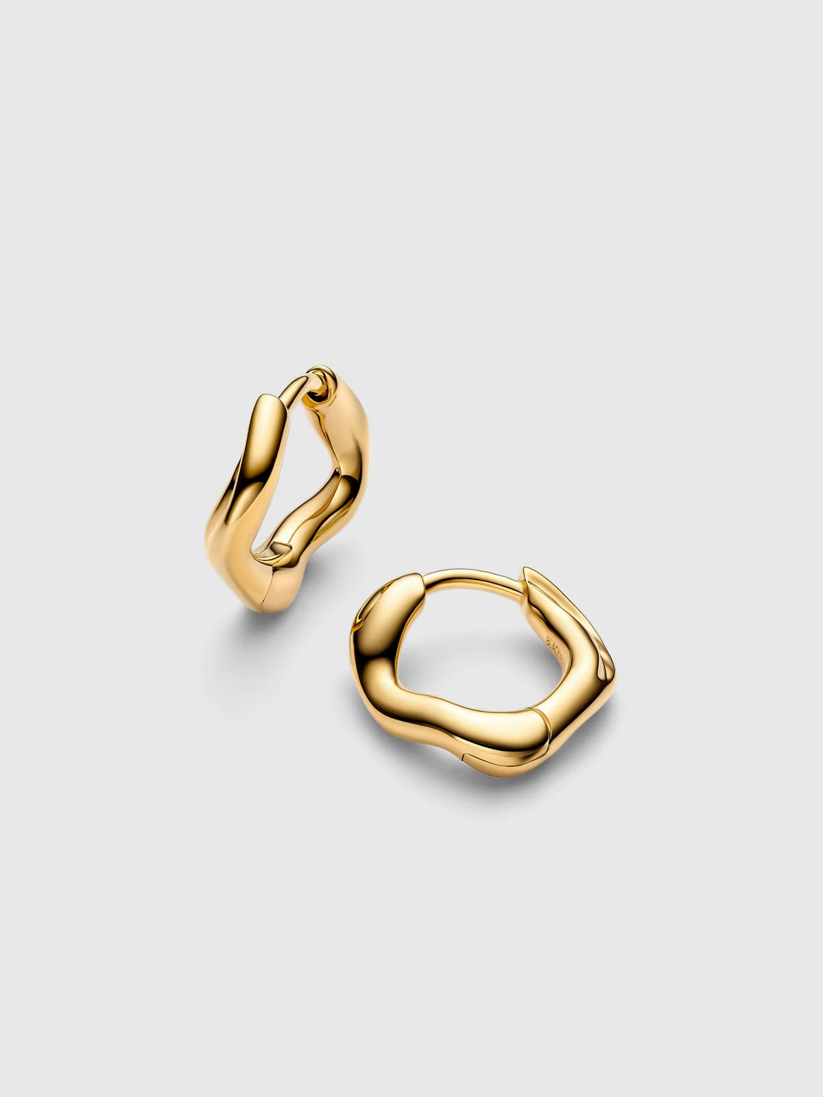 Maria Black Anil Huggie 10 18K Gold Plated Set
