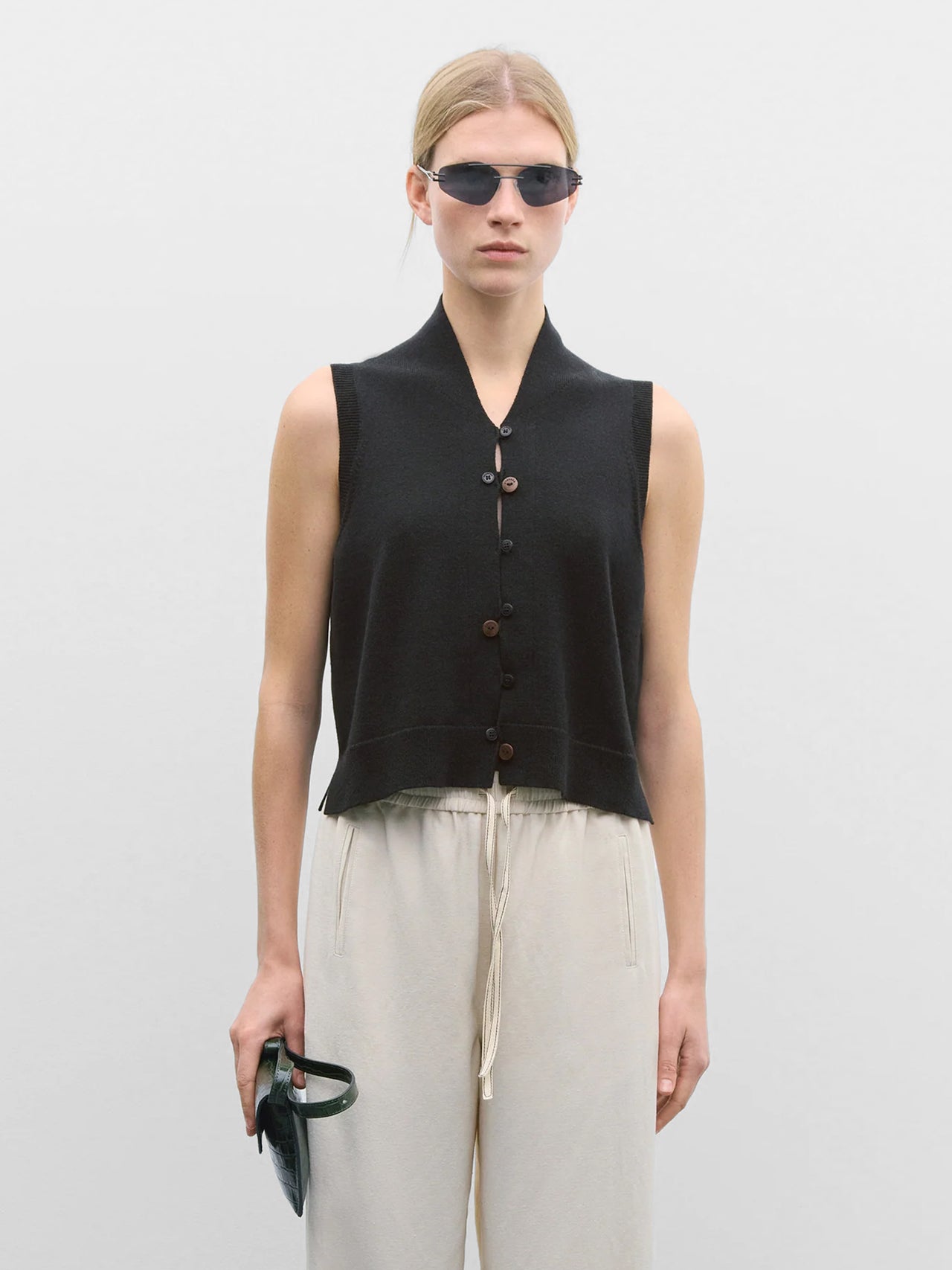 CORDERA Merino Wool Waistcoat Black