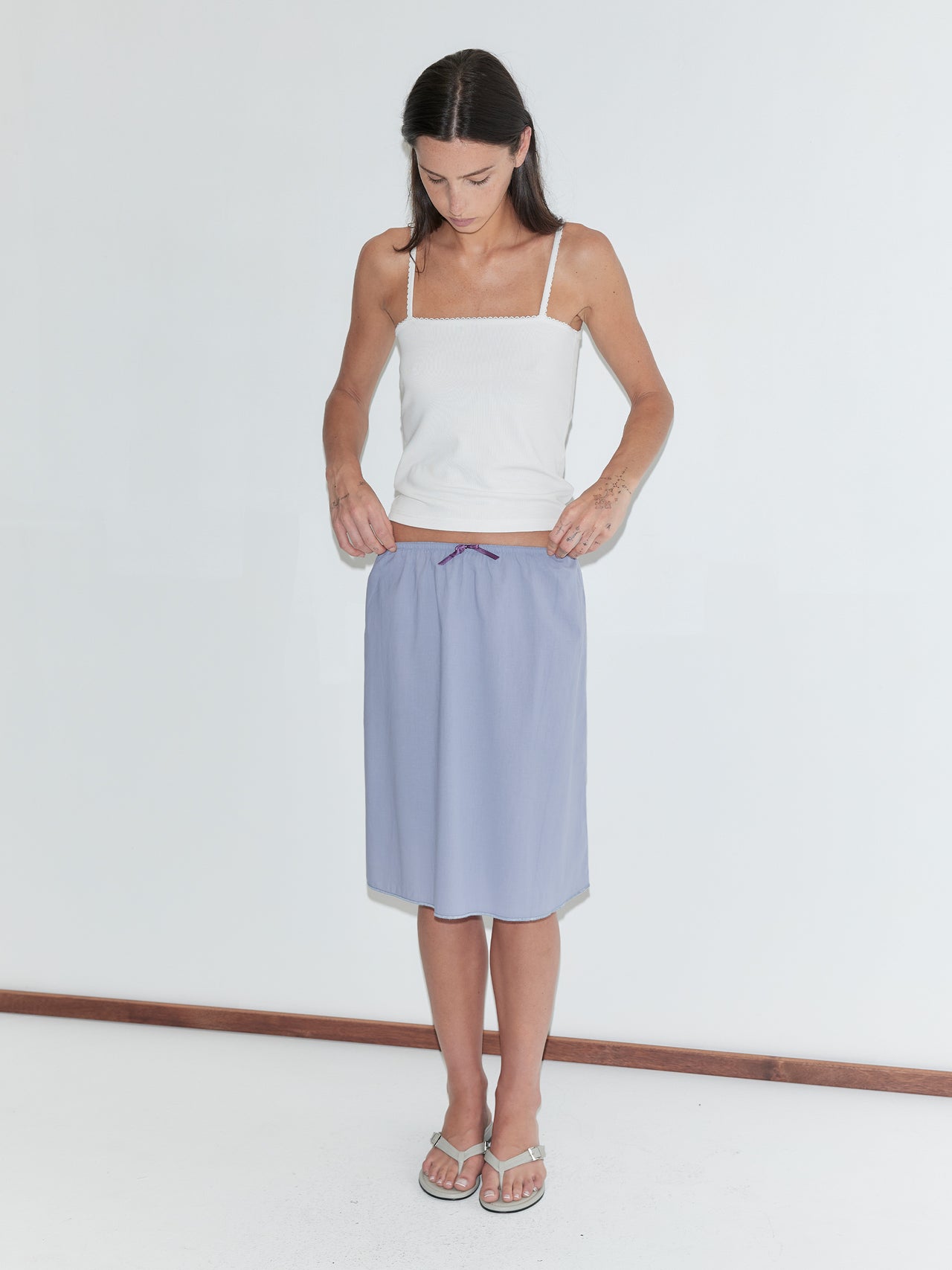 Deiji Studios Scallop Tank White
