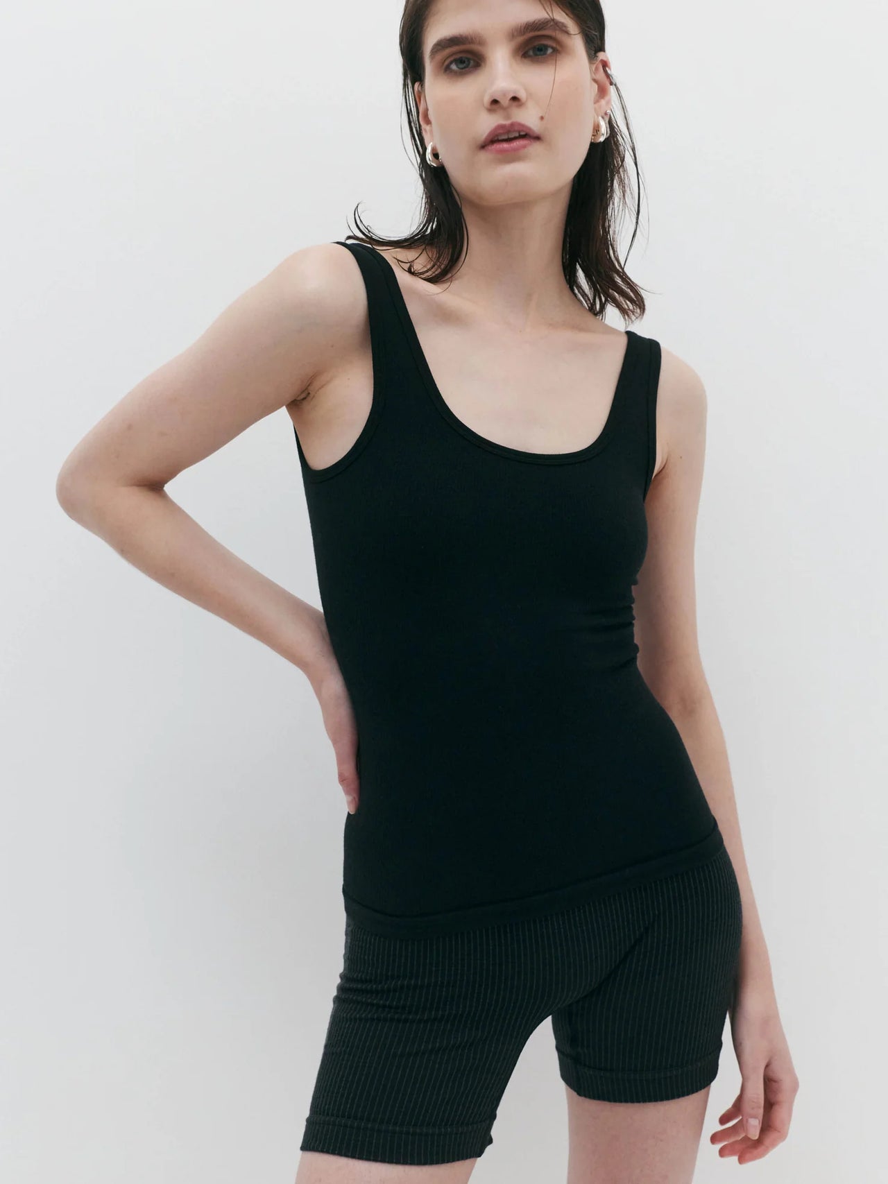 NAGNATA Akiva Wool Tank Black