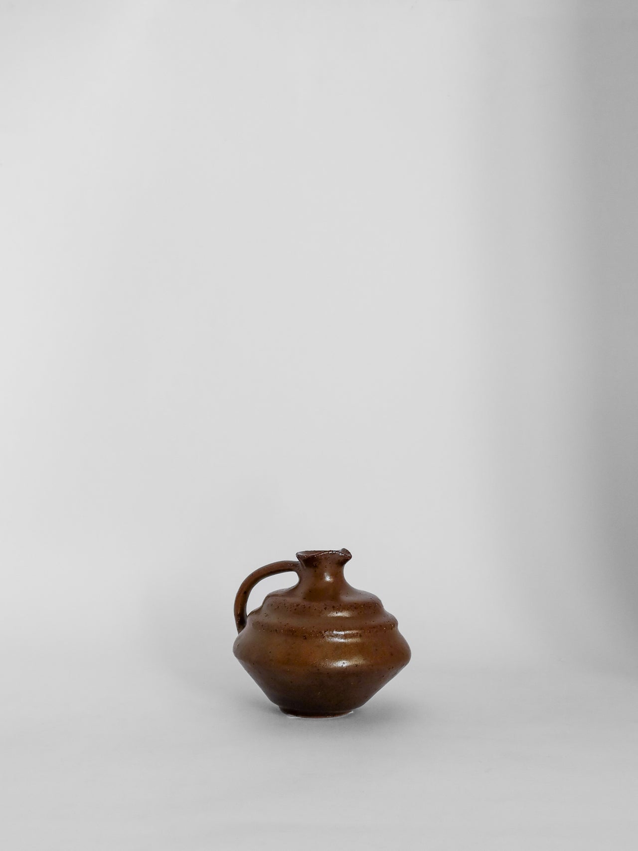 The-Lair-BRB-Ceramics-Extra-Small-Vase-Golden-Brown-001