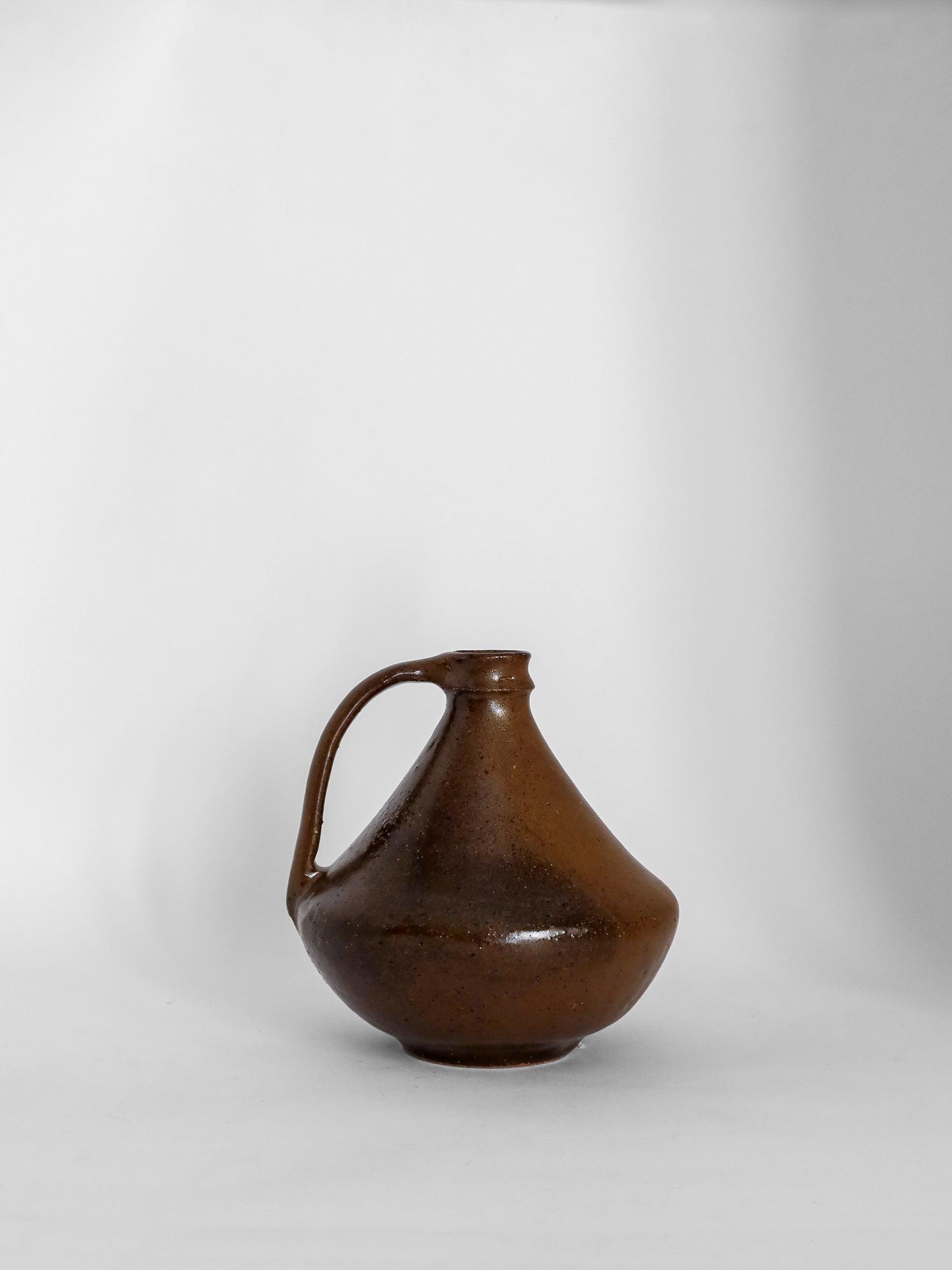 The-Lair-BRB-Ceramics-Small-Vase-Golden-Brown-005