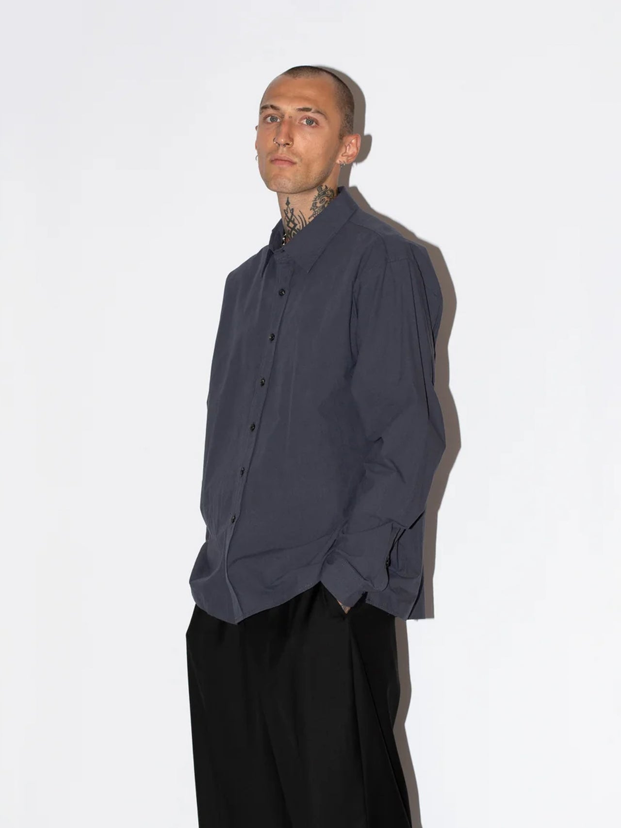 products/beach-brains-oversized-business-shirt-washed-na