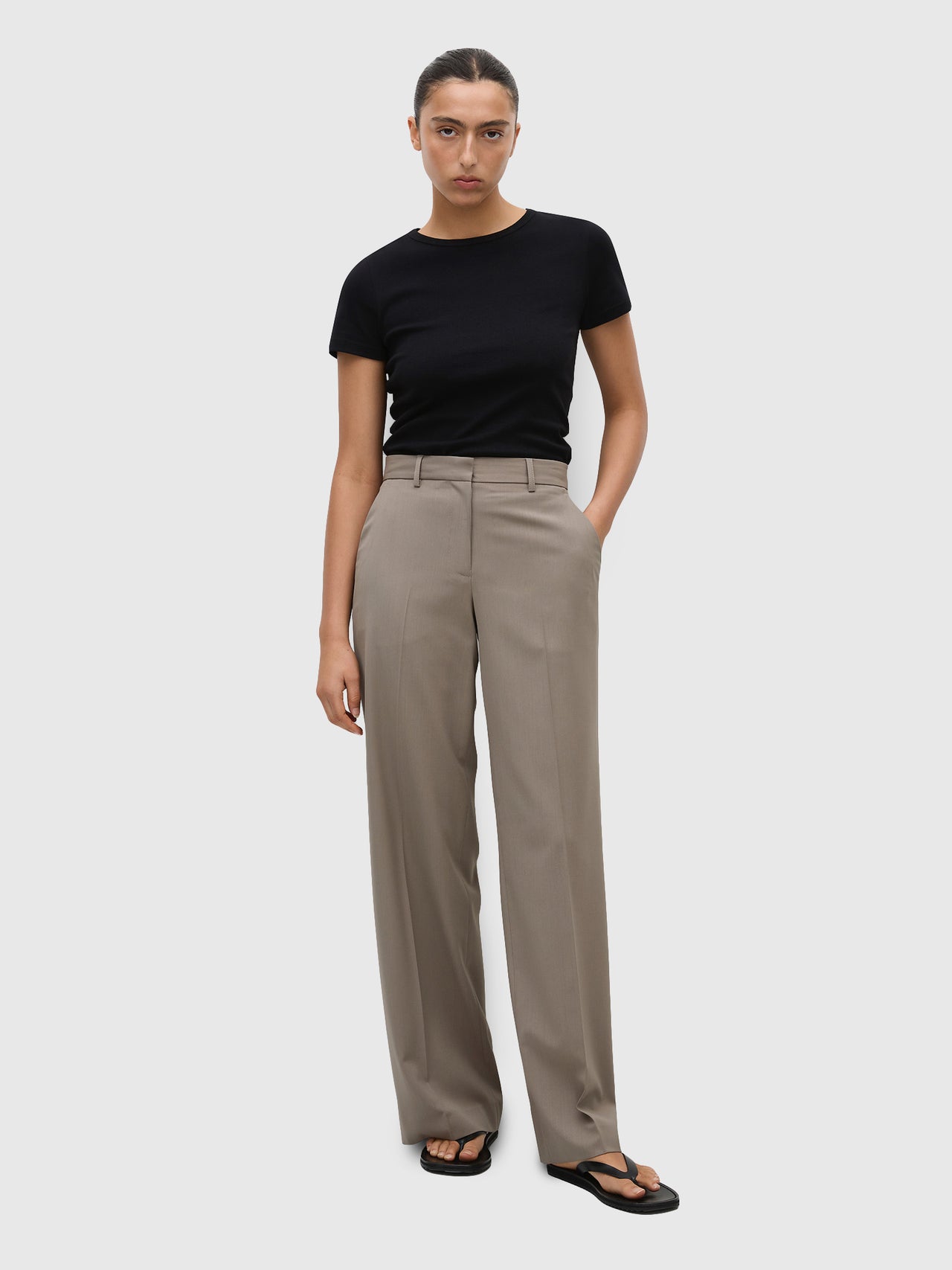 Matteau Relaxed Tailored Trouser Taupe