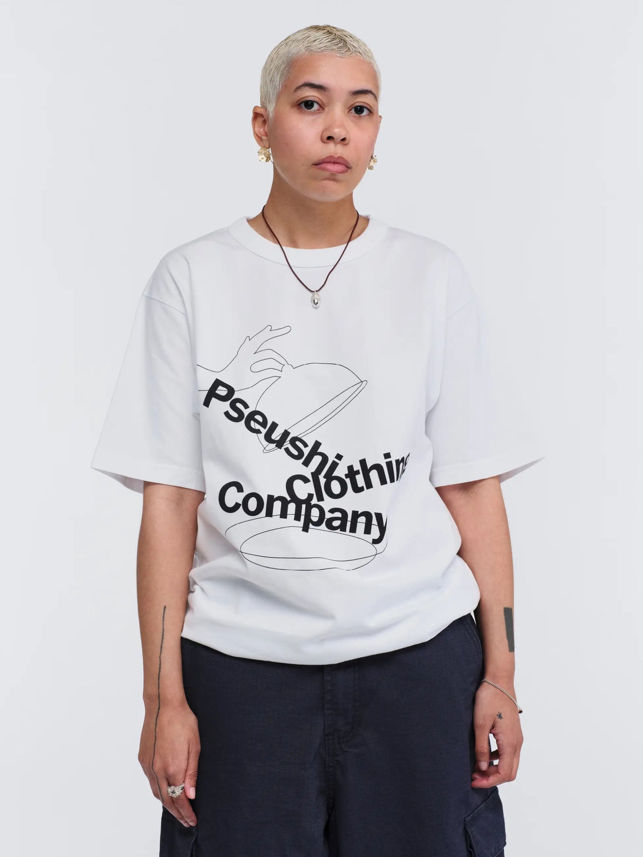Pseushi Service Tee White
