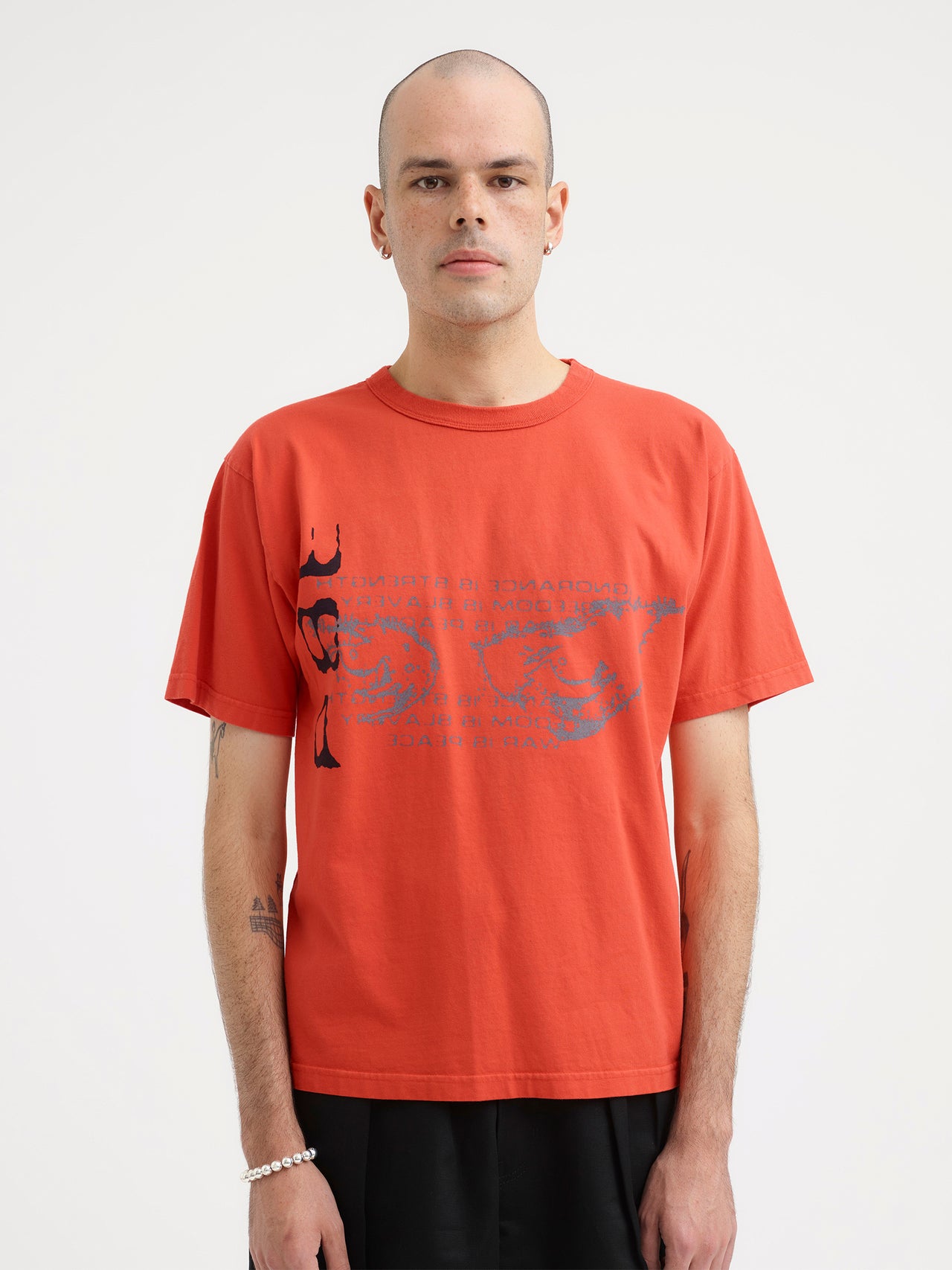 PSEUSHI Watcher Tee Red
