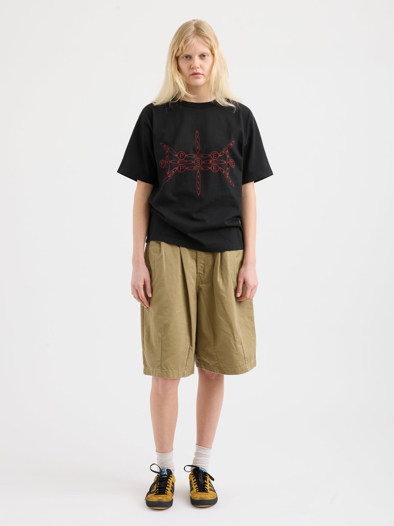 Pseushi Bind Tee Black