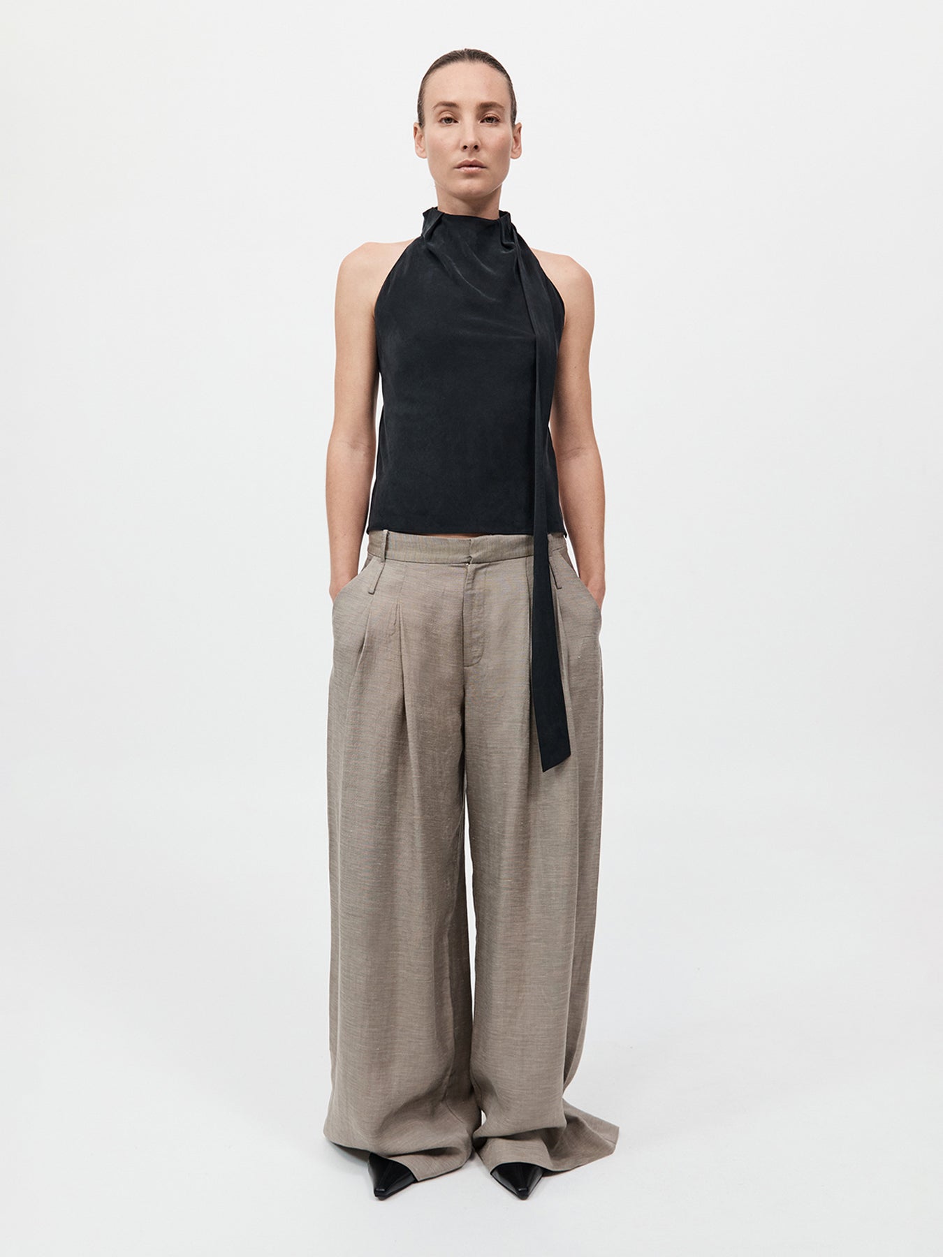StAgni_0001_Bias-Scarf-Top-