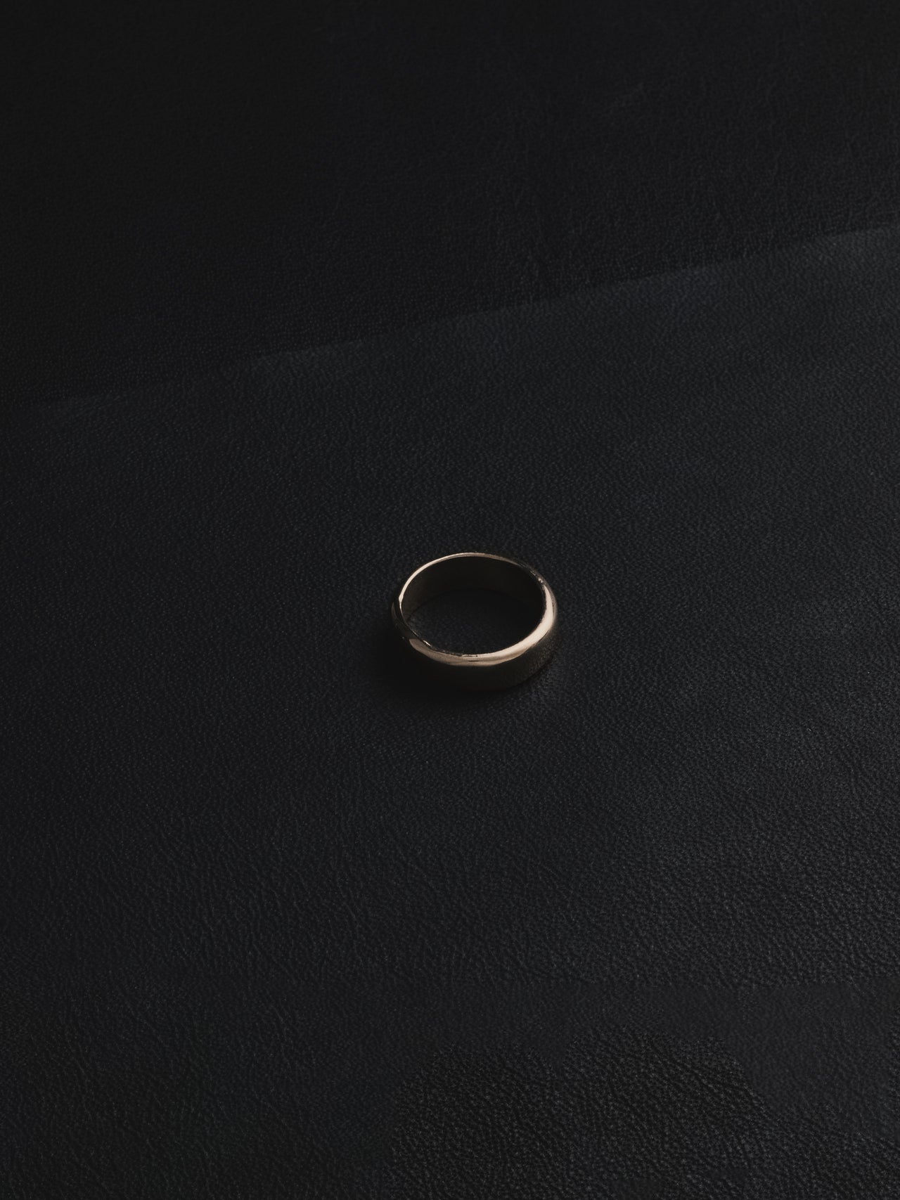 The Lair Jewellery Mithril Ring 9ct Yellow Gold