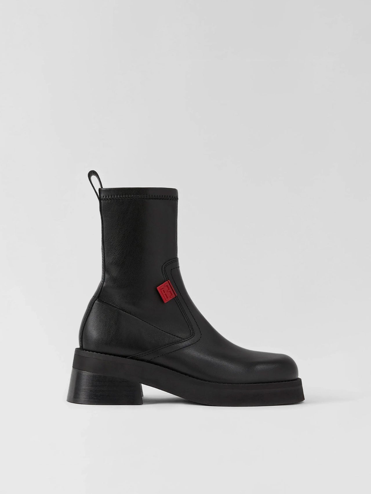 E8 x MIISTA Oliana Red Tab Black Ankle Boot