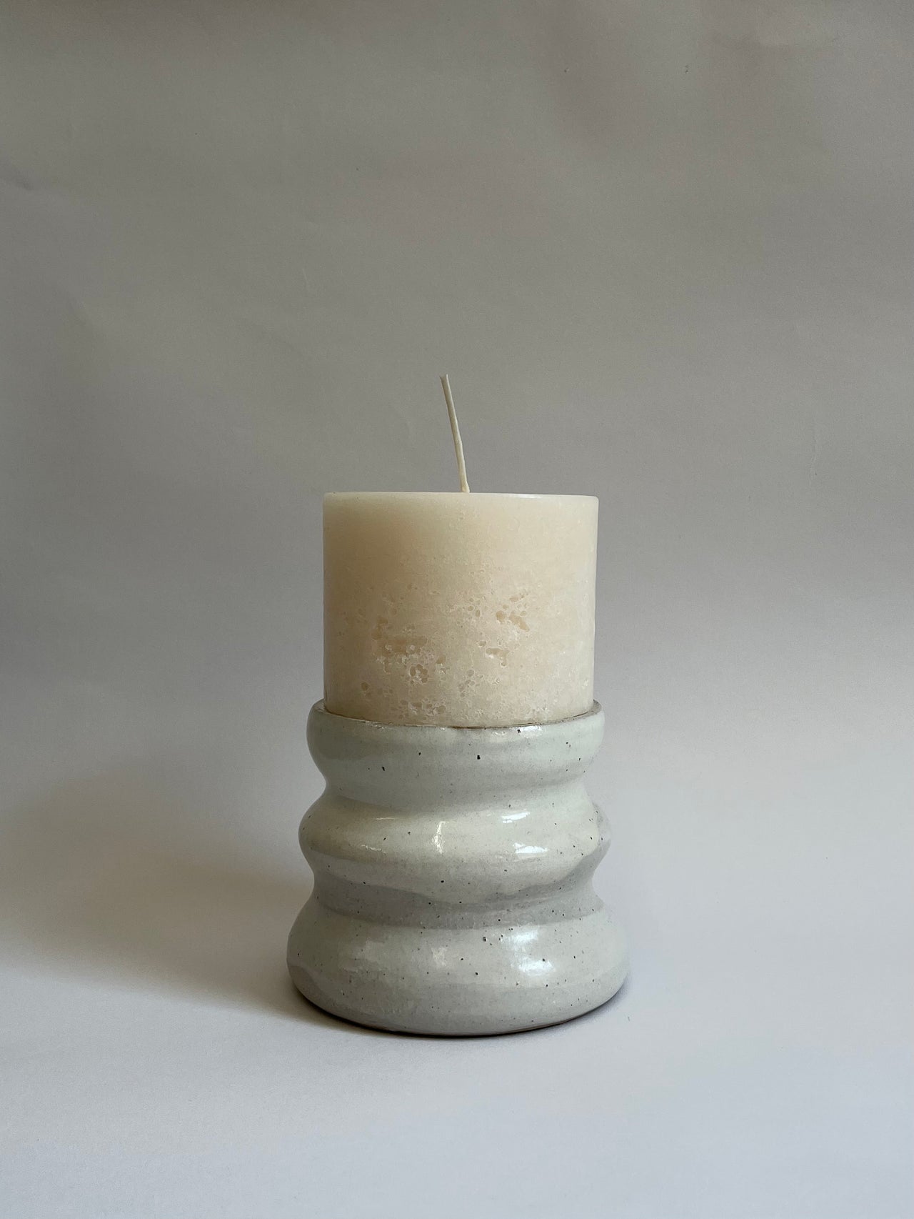 BRB Candle Stand White Speckle