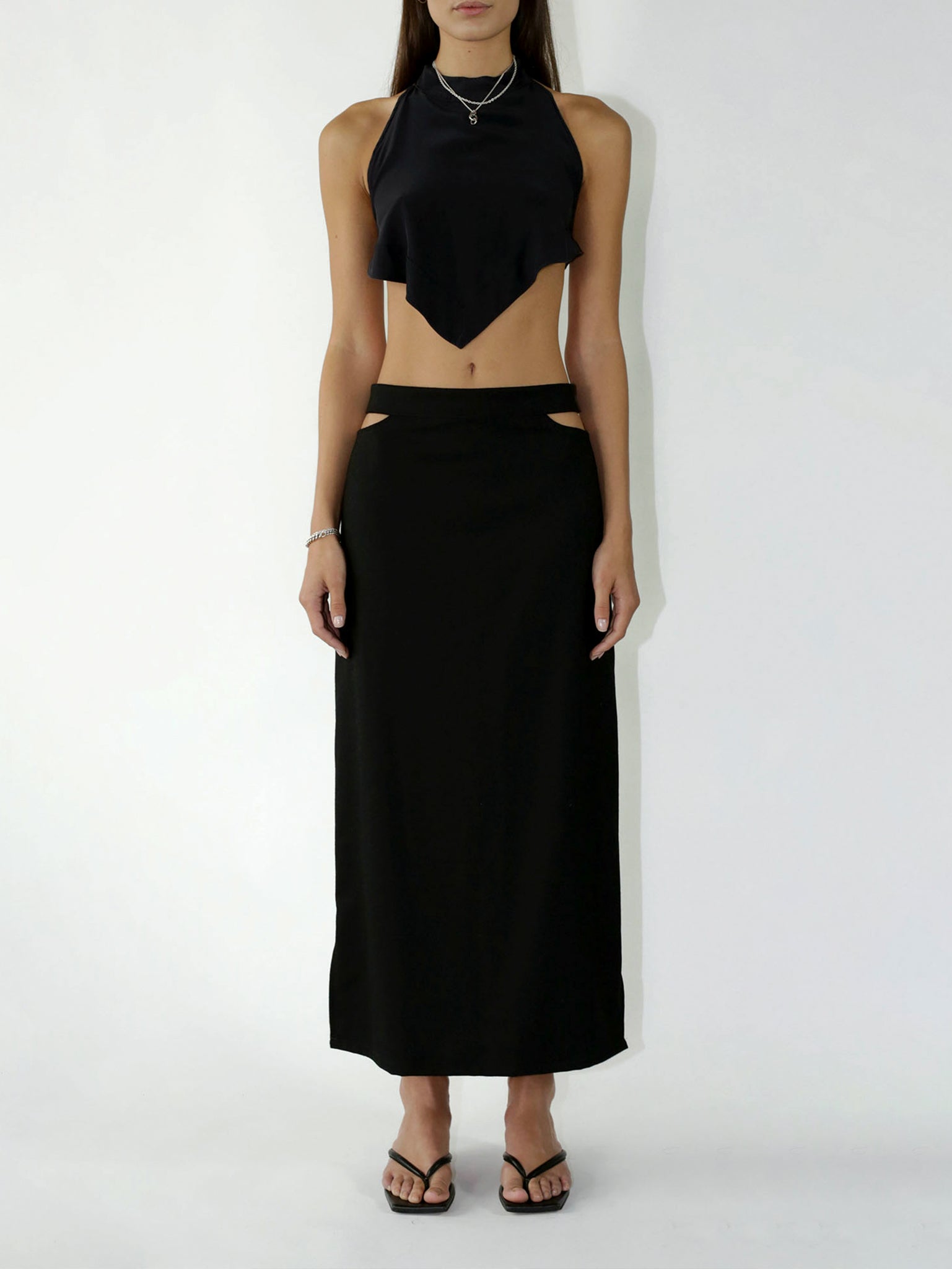 the-lair-yuni-cut-out-skirt-black